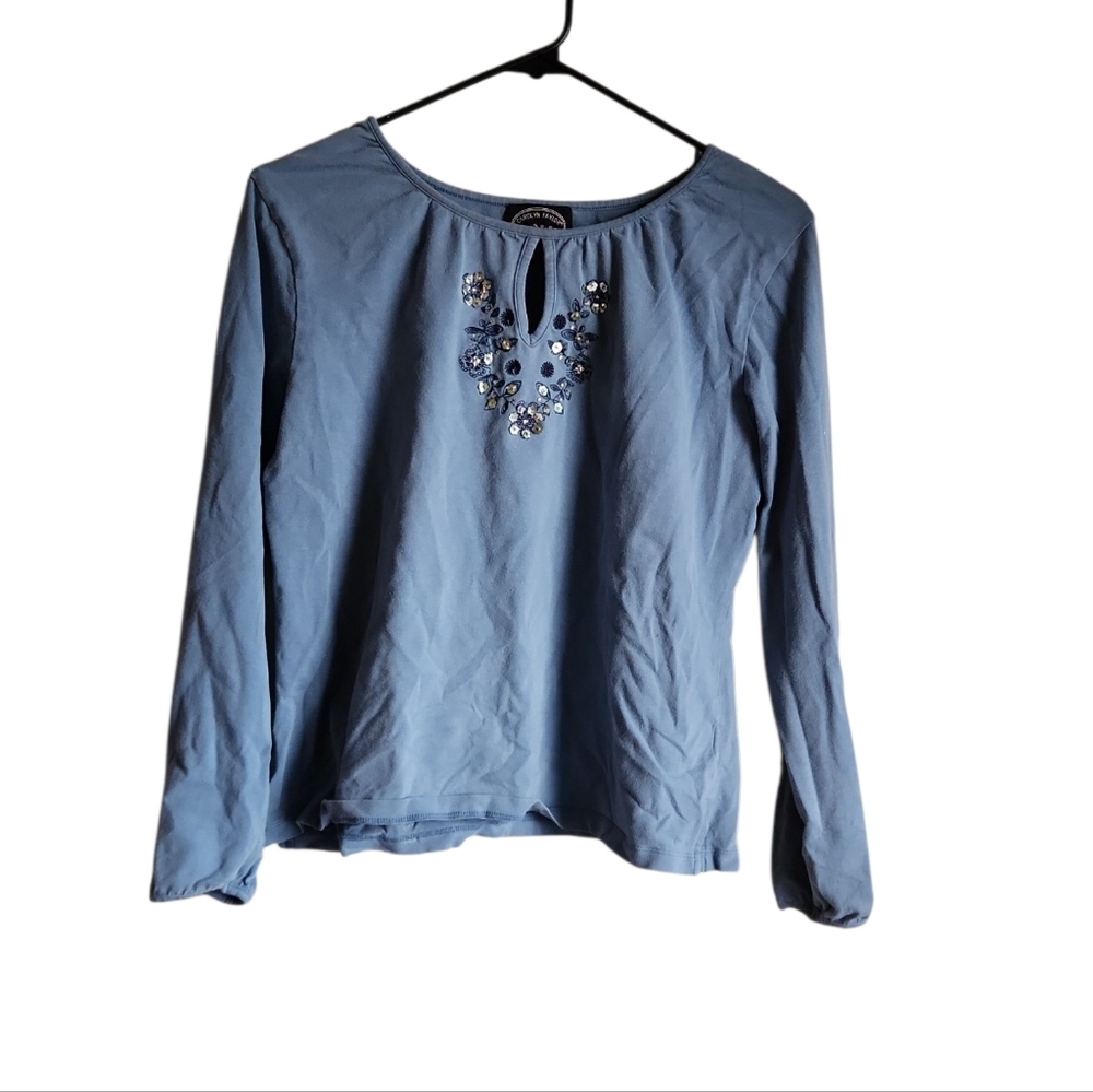 Last Day May 10 Carolyn Taylor Light-medium Blue Long-sleeved Blouse Large